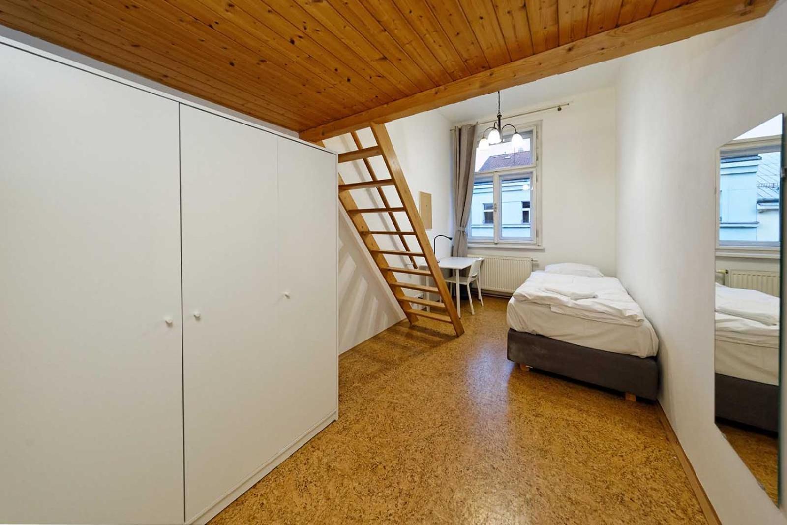 Apartment Lublanska 48 Praha Bagian luar foto
