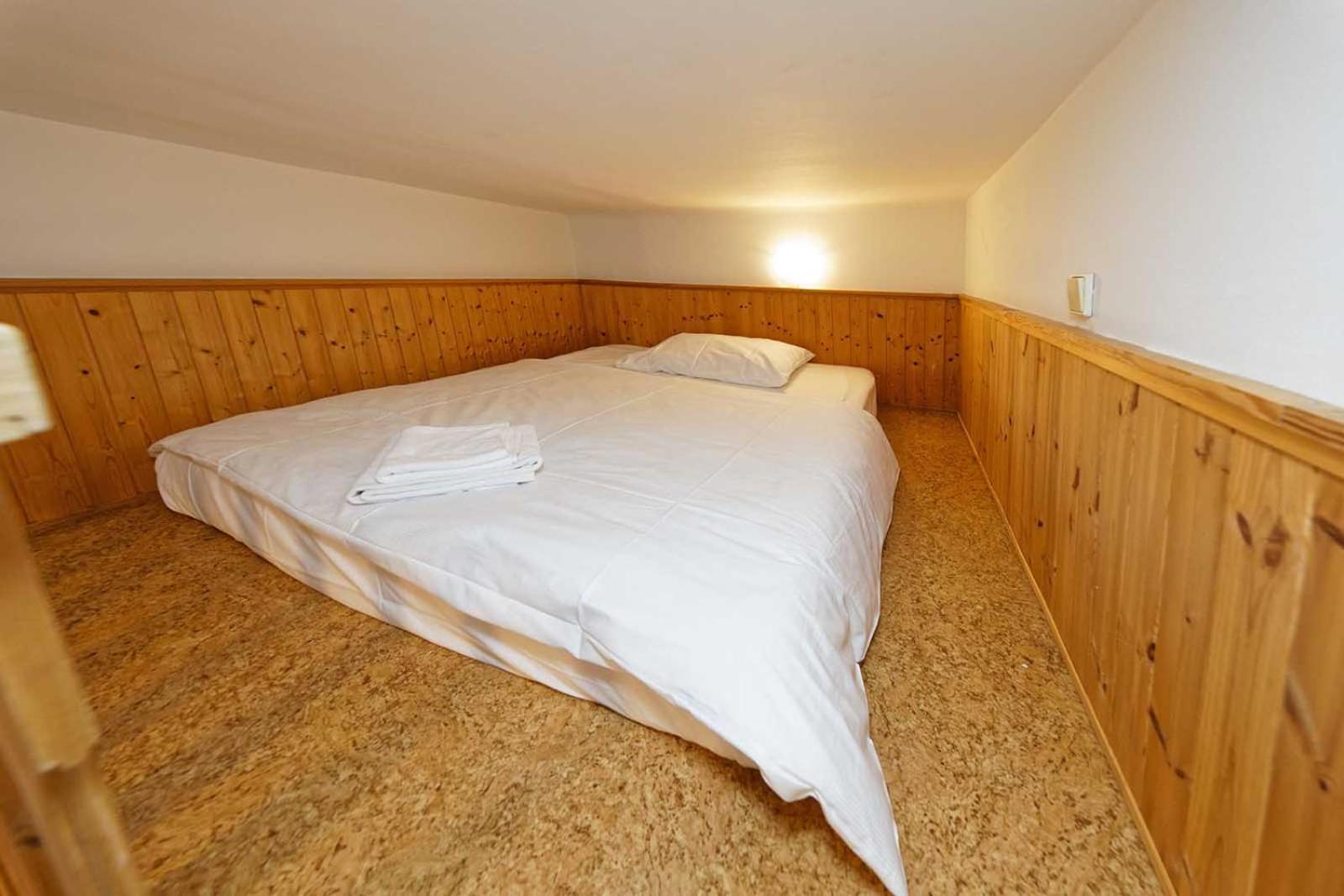 Apartment Lublanska 48 Praha Bagian luar foto