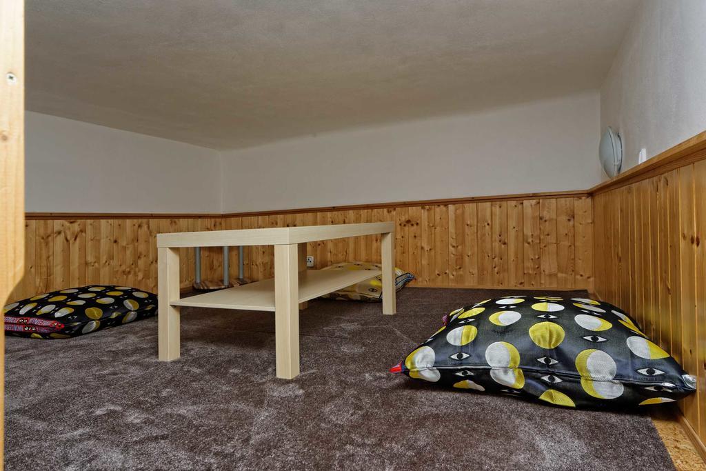 Apartment Lublanska 48 Praha Bagian luar foto