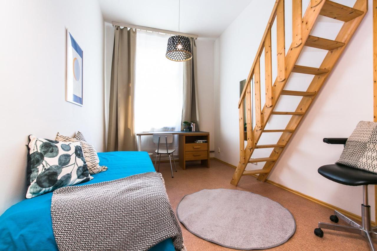 Apartment Lublanska 48 Praha Bagian luar foto